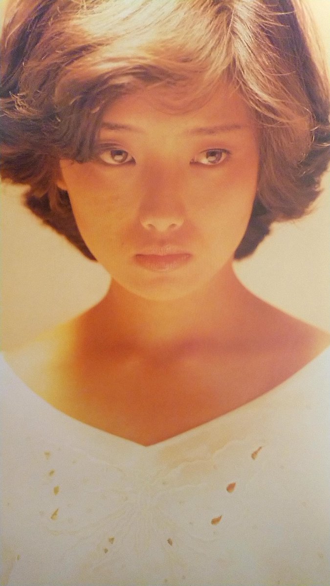 美しすぎて美しすぎて 仕草とか雰囲気が大人ですよね😍 引退の仕方も