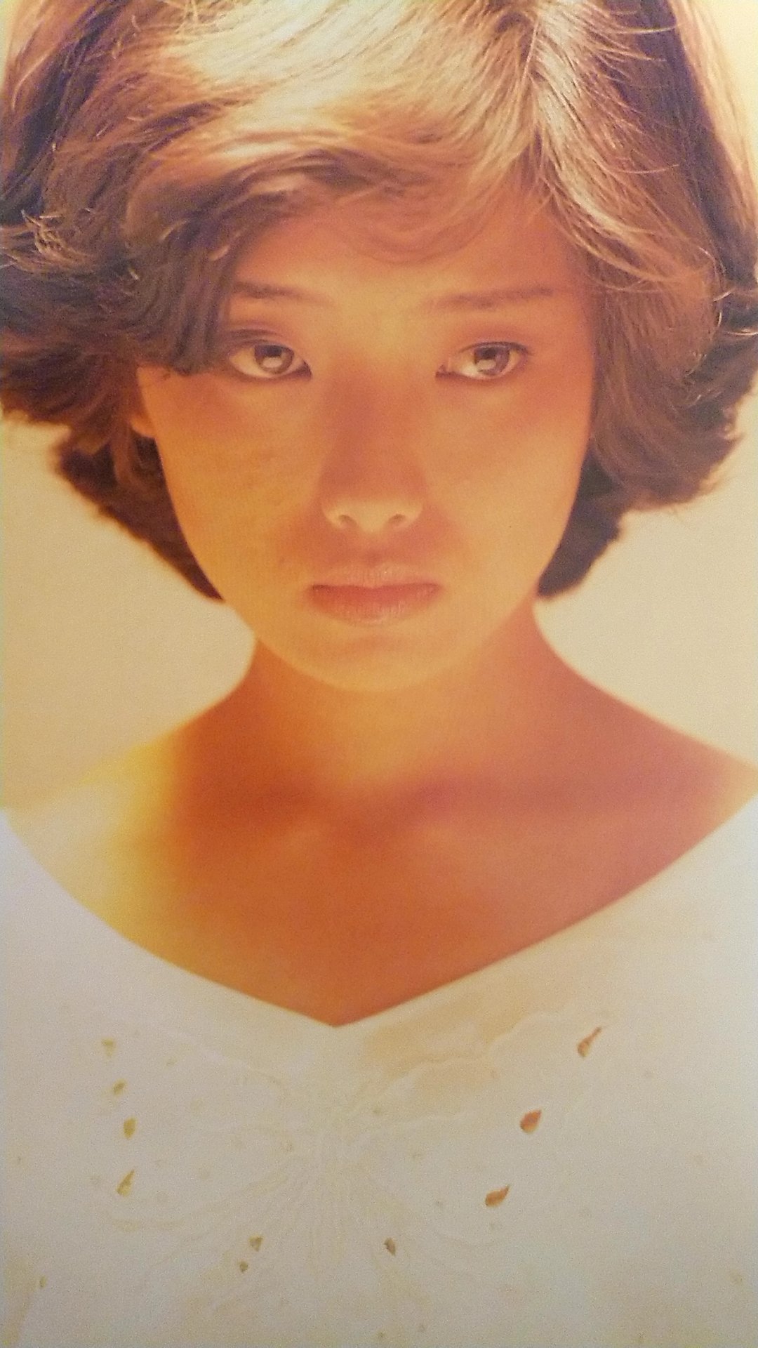 あきな 美しすぎて美しすぎて 仕草とか雰囲気が大人ですよね 引退の仕方も物凄くかっこいいです Star Legend 百恵伝説 のレコードに付いている写真から 山口百恵 百恵ちゃん T Co Zwivvkwzb5 Twitter