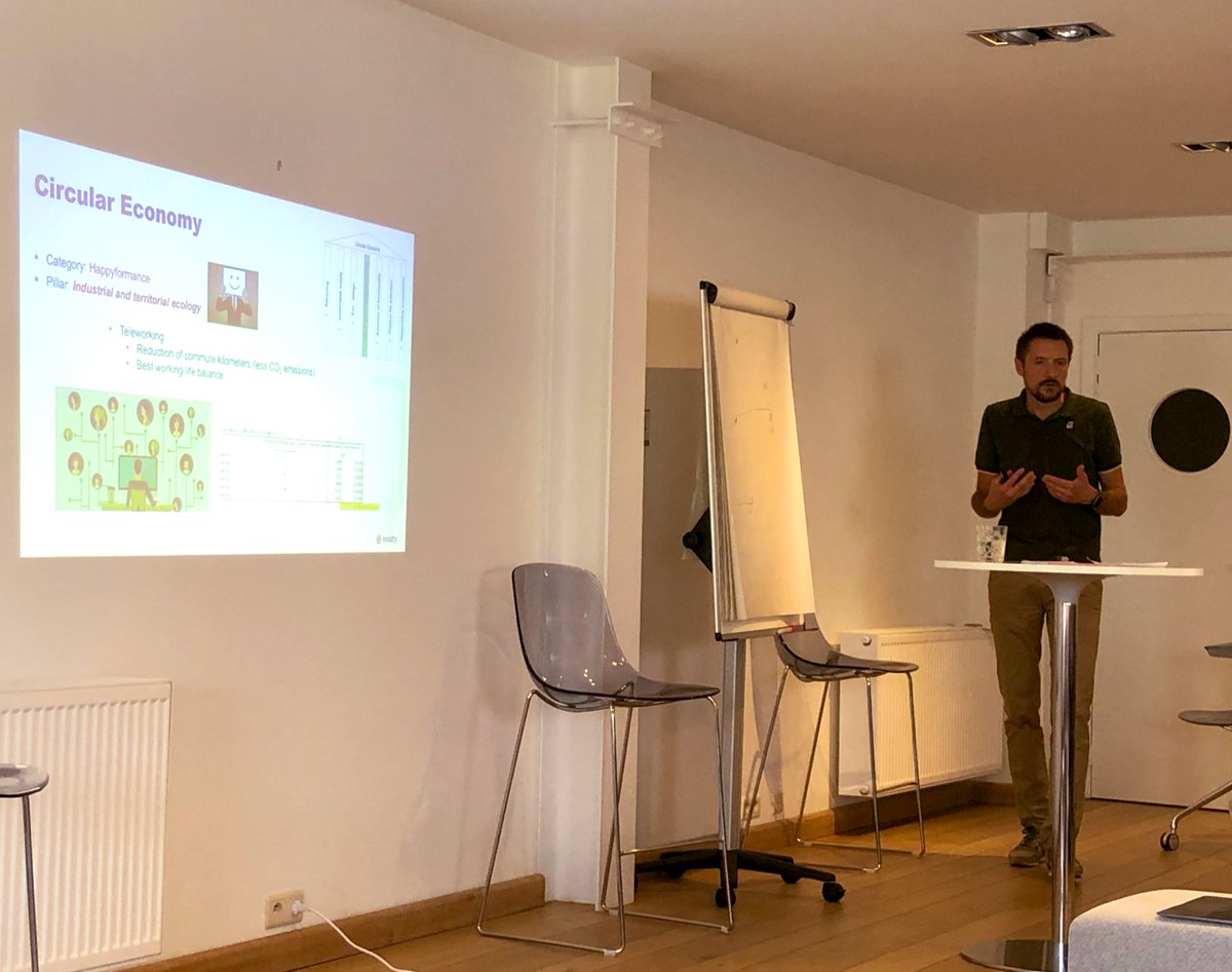 Jacky Dechamps <a href="/essity/">Essity</a>: "Les gens n’attendent pas de l’argent, ils attendent que quelqu’un de sincère vienne les remercier pour leur travail." #Boilcamp2019 <a href="/Happyformance/">Happyformance</a> <a href="/LoftOffiz/">LoftOffiz</a>