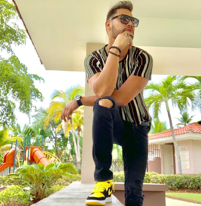 Tarde o temprano consigo lo que quiero con sacrificios, esfuerzo, compromiso y lealtad. Si no lo consigo<a href="/tag/salsa"class="tags"><span>#salsa</span></a><a href="/tag/musica"class="tags"><span>#musica</span></a><a href="/tag/viajes"class="tags"><span>#viajes</span></a><a href="/tag/estoyclaro"class="tags"><span>#estoyclaro</span></a><a href="/tag/construye"class="tags"><span>#construye</span></a>