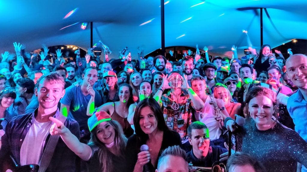 Func On The Rocks tweet media