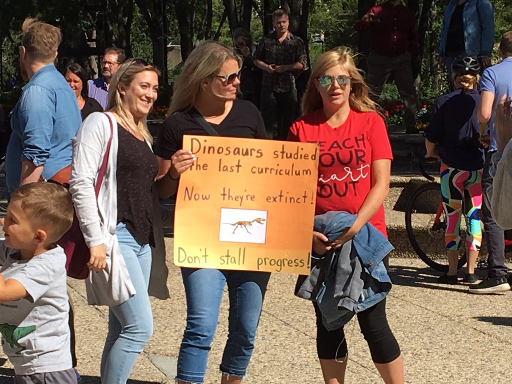 JuliaWongCBC's tweet photo. Members of CUPE, UNIFOR, ATA can be seen at #ableg for the protest. #yeg https://t.co/ChNt38KHN9