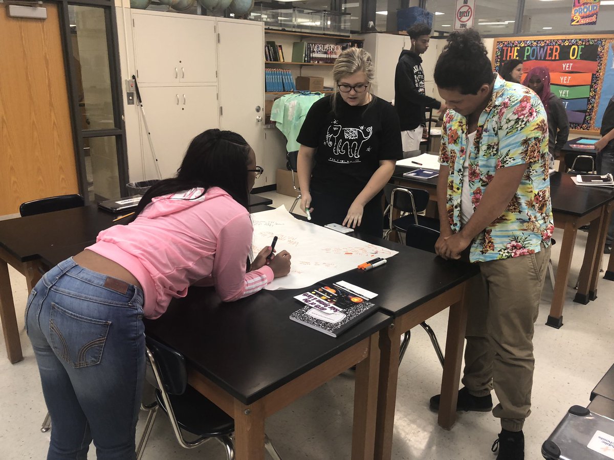 RosieOnTheFly's tweet photo. @OPS_Burke #EarthScience students watched a quick @AMNH viddy about the known univ to start thinking about the origins of our planet & the bodies affect it. Then a QFT & gallery walk to formulate Q’s that will drive their learning. @OPS_Sciences @NGSS_tweeps @teachearthspace https://t.co/WeZA8ktUAV