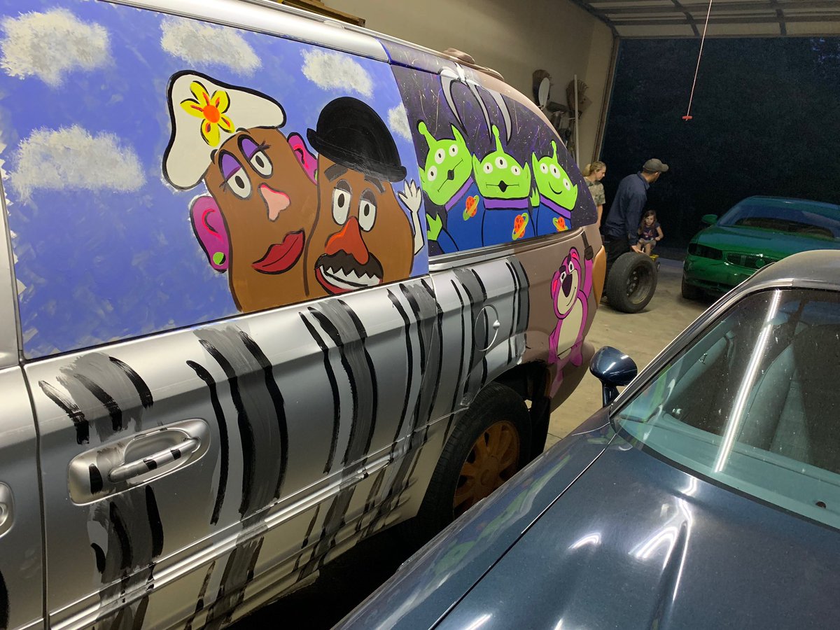 Cistina01's tweet photo. For those of you who have had the pleasure of knowing Trusty Rusty, here she is all painted up as Slinky from Toy Story for her last hurrah at the Eve of Destruction https://t.co/jpQypYZjkH
