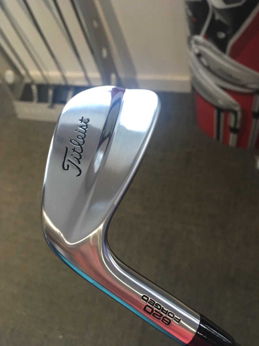 llantrisantpro's tweet photo. Huge thank you to @ben_fisher01 & @TitleistEurope for these beauties 😍😍😍😍😍 looking forward to getting the cbs to finish the set off!
#titleist #620mb #blackonyx #pure https://t.co/AUVTYB3Ztb