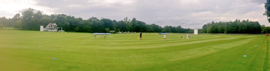 Tflowerscricket's tweet photo. What a sight @BurghleyPark #summerholidays #localcricket #supportlocal #ashessummer #worldcupfever https://t.co/oun7kaNFb1