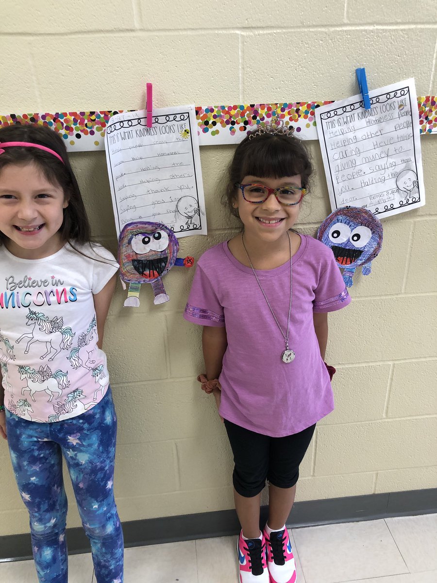 amberrtorres's tweet photo. What kindness looks like! ✏️❤️ #alittlespotkindess #trendingatOtt #ottnisd https://t.co/jjUkej4GPQ