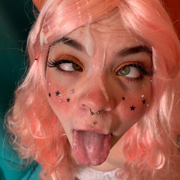 Ahegao + cum = porn gold.