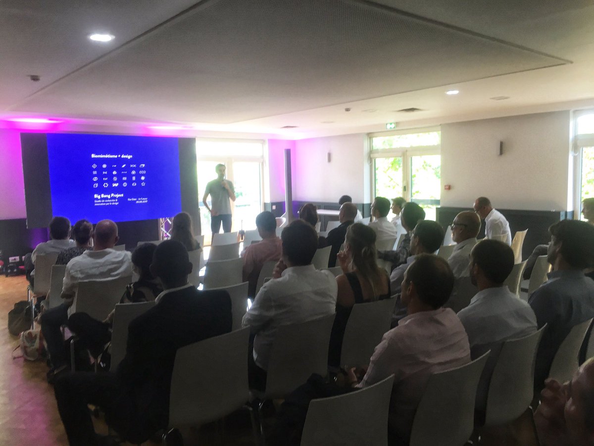 Le #biomimétisme , quand le #design s’inspire du vivant et de la nature ! C’est maintenant sur #THEDATE 🗣🤓 Merci à <a href="/MikhaelPommier/">Mikhaël Pommier | @MikhaelPommier@mamot.fr</a> 
de Big Bang Project pour son intervention 🙏