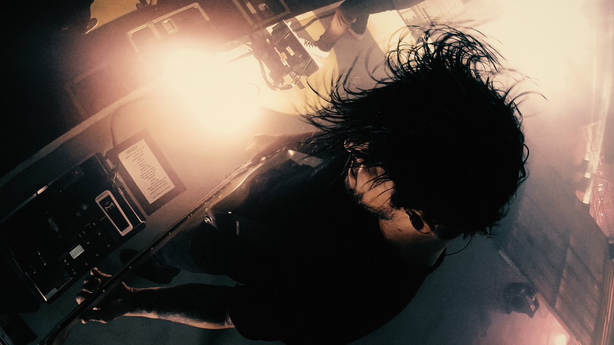 paparoach's tweet photo. Don’t give a ... https://t.co/tAzVA1aqgi