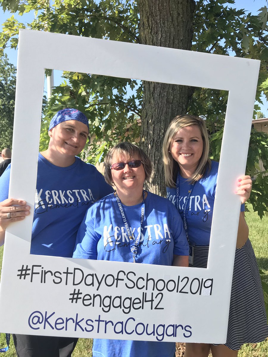 iCoachAmanda's tweet photo. Our @KerkstraCougars teachers are excited about a new year! #FirstDayOfSchool2019 #engage142 @ISBEnews #ILBacktoSchool #AboveandBeyond https://t.co/EBlEDR1yTj