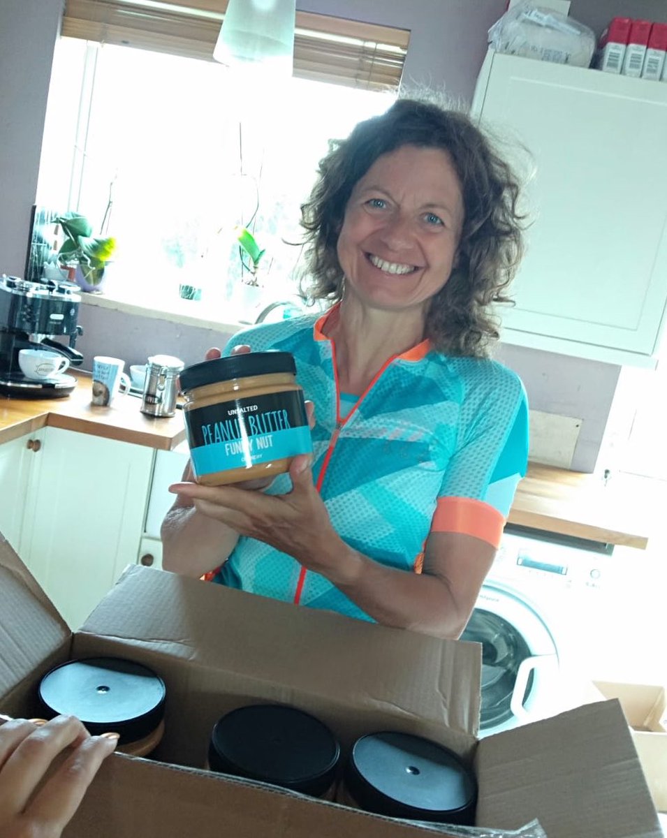Vikksen's tweet photo. Love a @funkynutcompany delivery, especially when the new packaging matches your cycling top #funkynut #peanutbutter #buyinbulk https://t.co/oXgFhkbpul
