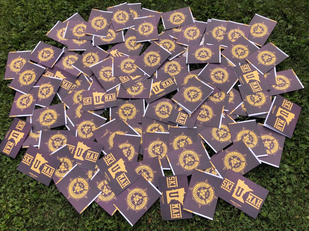 Tom Pesce Magic (@tompescemagic) on Twitter photo Total class act from <a href="/Coach_Fleck/">P.J. Fleck</a> and <a href="/GopherFootball/">Minnesota Football</a>. Over 100 hand written thank you notes from the team showed up at my door yesterday! I read every single one and I will keep them, forever. Now THAT is an elite move. Thank you, guys!! Beat S. Dakota!!! #SkiUMah #RTB Total class act from <a href="/Coach_Fleck/">P.J. Fleck</a> and <a href="/GopherFootball/">Minnesota Football</a>. Over 100 hand written thank you notes from the team showed up at my door yesterday! I read every single one and I will keep them, forever. Now THAT is an elite move. Thank you, guys!! Beat S. Dakota!!! #SkiUMah #RTB