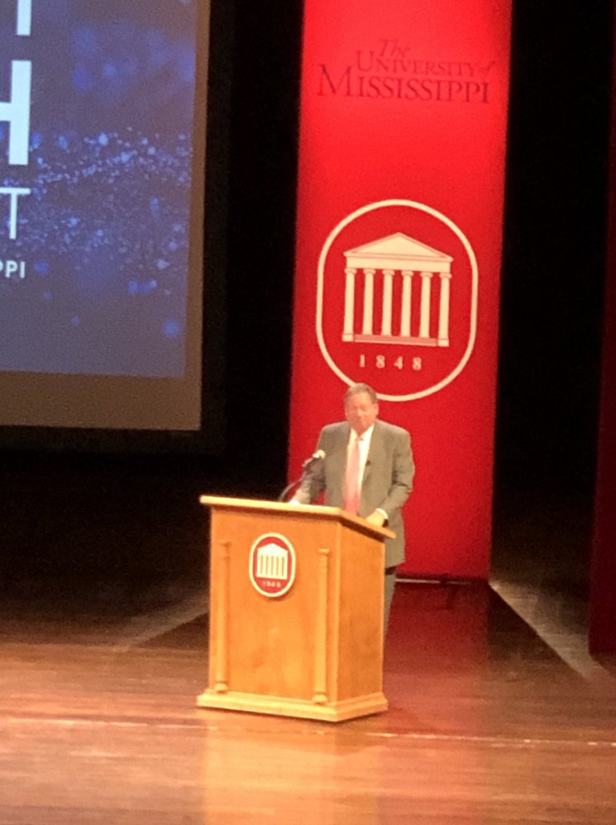 LisaHShoemaker's tweet photo. Interesting conversations so far at #UMTechSummit featuring @comcast David Cohen, @SenatorWicker @mayoflynt @CSpireHu and @NCTAitv James Assey. Looking forward to hearing from @AjitPaiFCC later in the morning. #CableinMS https://t.co/nKF8I7UVZr