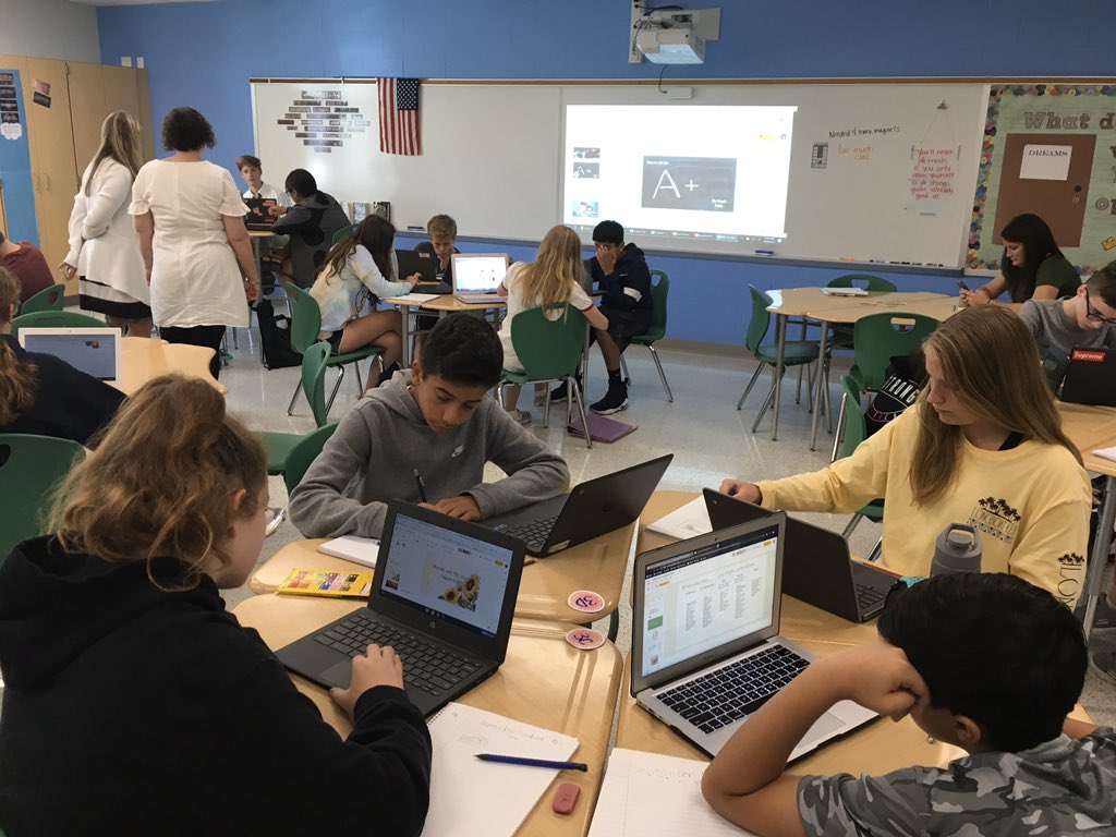 RobertsLearns's tweet photo. @RoniCarpenter5’s class is doing the hard work of summing up their autobiography into just 6 words (can you do it?!). Sharing the writings with the class via great photos in Google Slides engages visual processing AND helps build community. #WednesdayWalkthrough #MasonPLJourney https://t.co/YoFRYpDknz