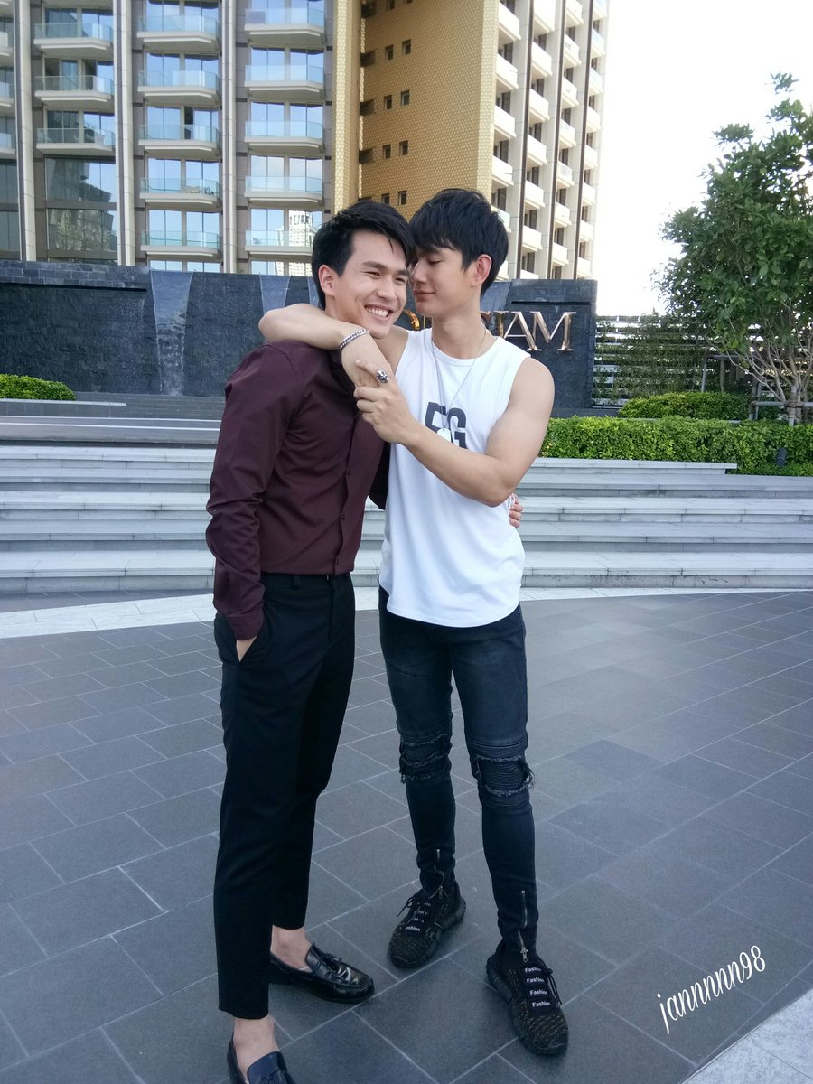 Paveloop1's tweet photo. 😀😆😉😙#PavelDoMe😍😎😘🤗
#pavelphoom #PavelSquad
#pavelphoom #2Moons2 #DomeSquad
@pavelphoom @WDdome https://t.co/WjW4emBPfE