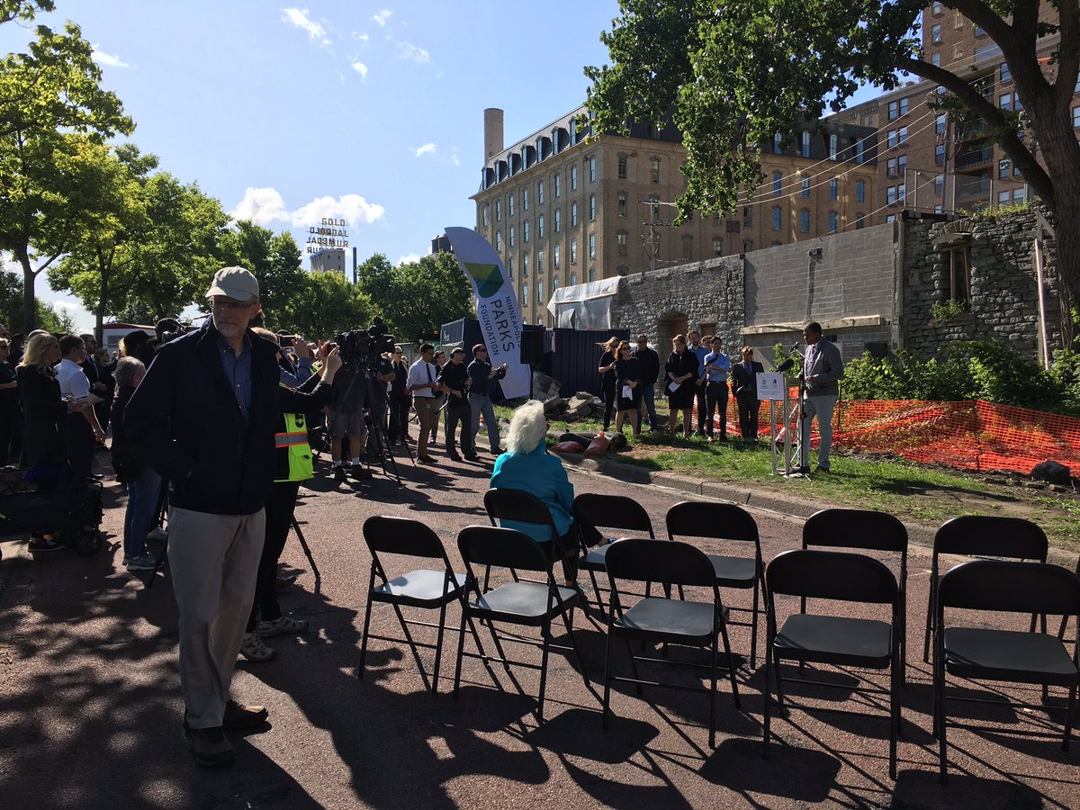 MplsParksFndtn's tweet photo. We’re here at the #waterworks site commemorating this exciting park’s groundbreaking with @MplsParkBoard. Watch it live in our FB page. https://t.co/E5nIWYSefD
