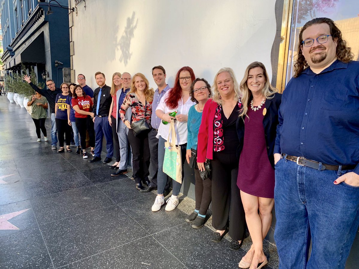 LosAngeles4Pete's tweet photo. With about 20 volunteers who made it out last evening, Los Angeles for Pete joined with a handful of our sister groups to lend support at Pete’s event last night in Hollywood! Great turnout and great experience for all! #peteforamerica #TeamPete #Pete2020 #pfa https://t.co/i9dG52ArRN