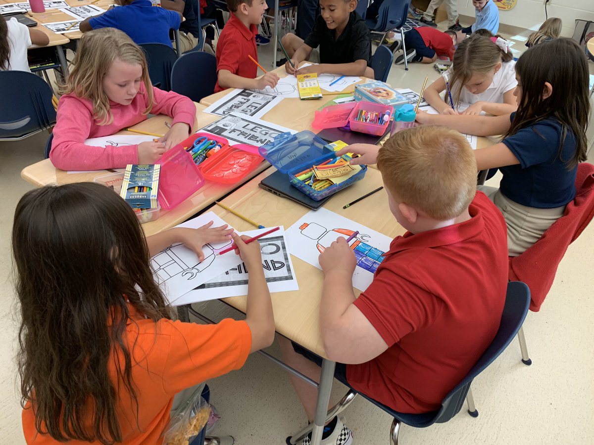 nlcastillo2's tweet photo. Third grade is working with LEGO mini figs on Empathy and Social- Emotional skills. @BSGSCSFoster @allyson_moron @kgann10 @BrockTigers #brockrocks #everythingisawesome https://t.co/eIyf1UnKl9