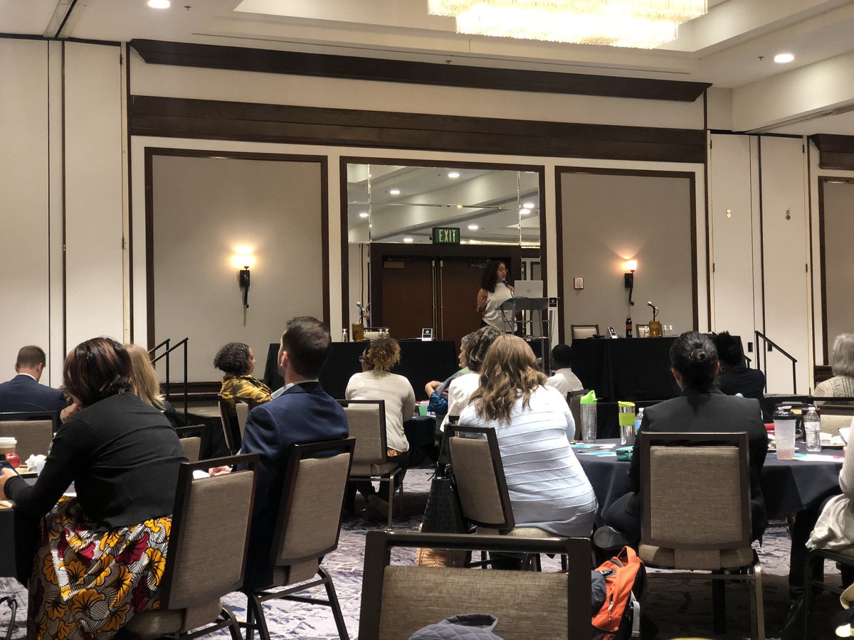 LejlaCosic1's tweet photo. Louisvilles Aja Barber presenting at the Health Equity Summit #INHealthEquity https://t.co/yThmEcxO61