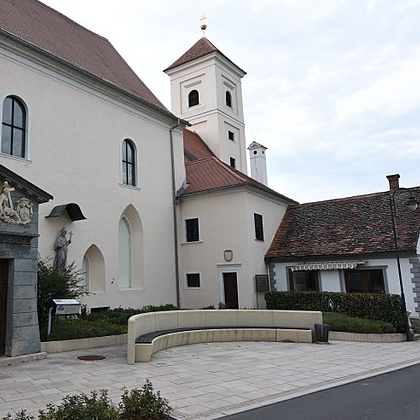 visitHMML's tweet photo. Metadata from a Franciscan monastery in Güssing have been added to vHMML Reading Room. Founded in the mid-17th century, the monastery’s 22 codices were both photographed and catalogued by HMML. These codices come from the Batthyány library https://t.co/prwzY2Xi0h #vHMML https://t.co/cyUXBMiTos