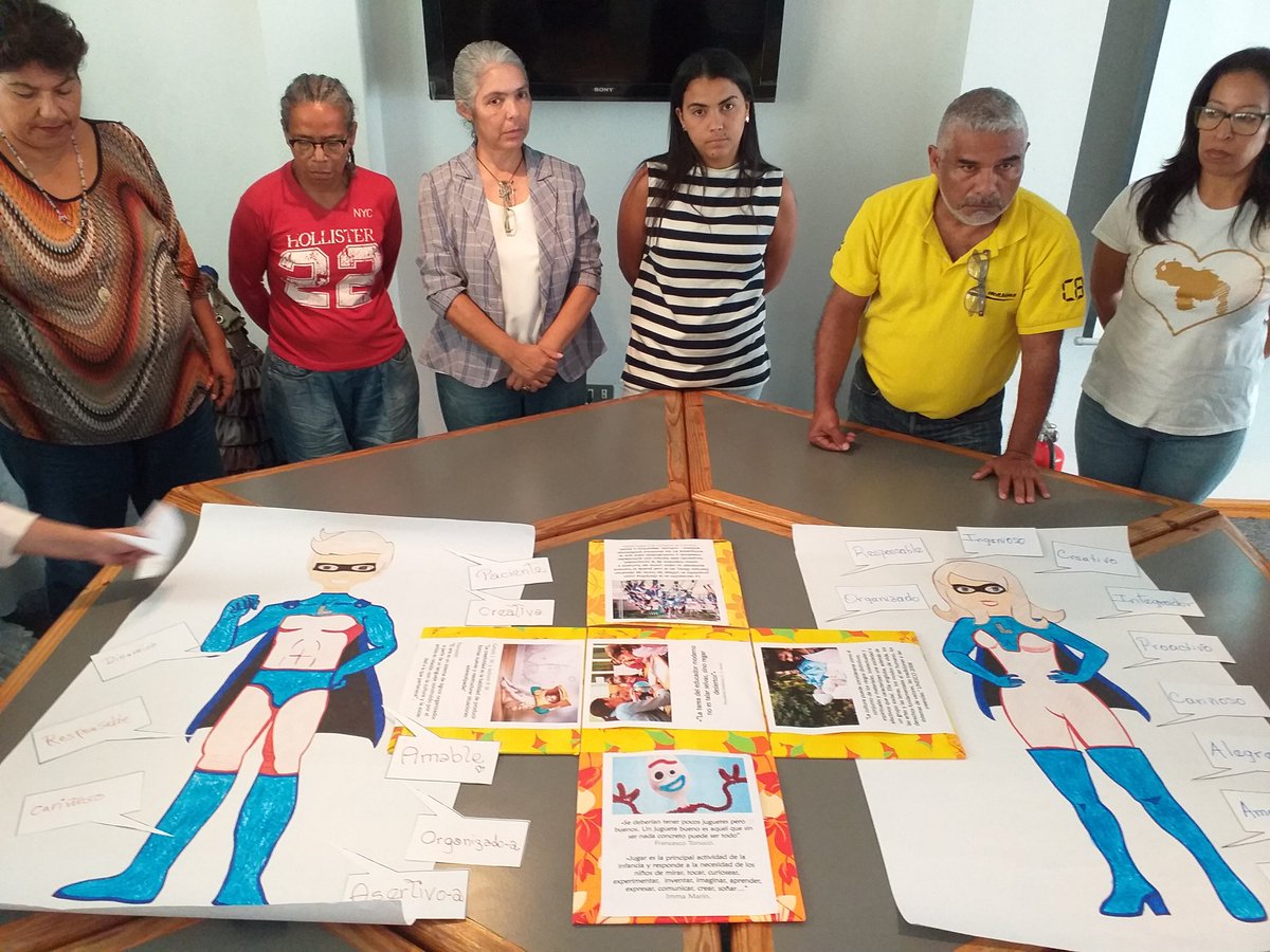 CAVEFAJ's tweet photo. Aprendizaje, cooperación voluntaria,   motivación y esfuerzo, en análisis organizacional de las ludotecas, en el taller Cavefaj #valordeljuego
#ludotecasvzla https://t.co/RBwUhMWnII