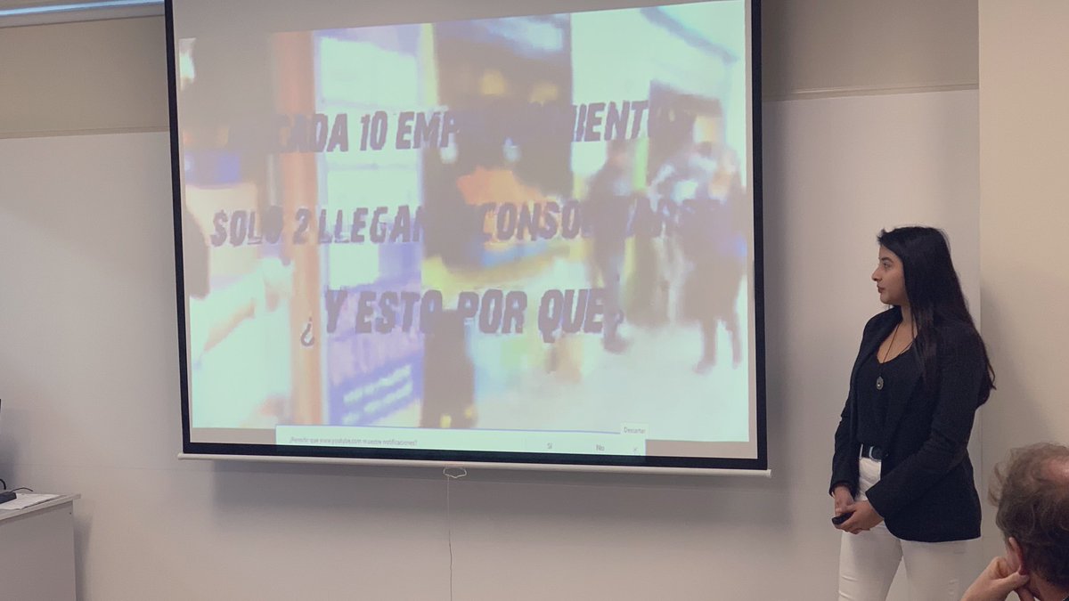 i_emprendedores's tweet photo. Nuestros alumnos presentan su proyecto llamado BTN, una plataforma digital que conecta emprendedores con nuevos clientes para impulsar sus ideas de negocio. #IEUSIL https://t.co/zLsDnBjbBZ