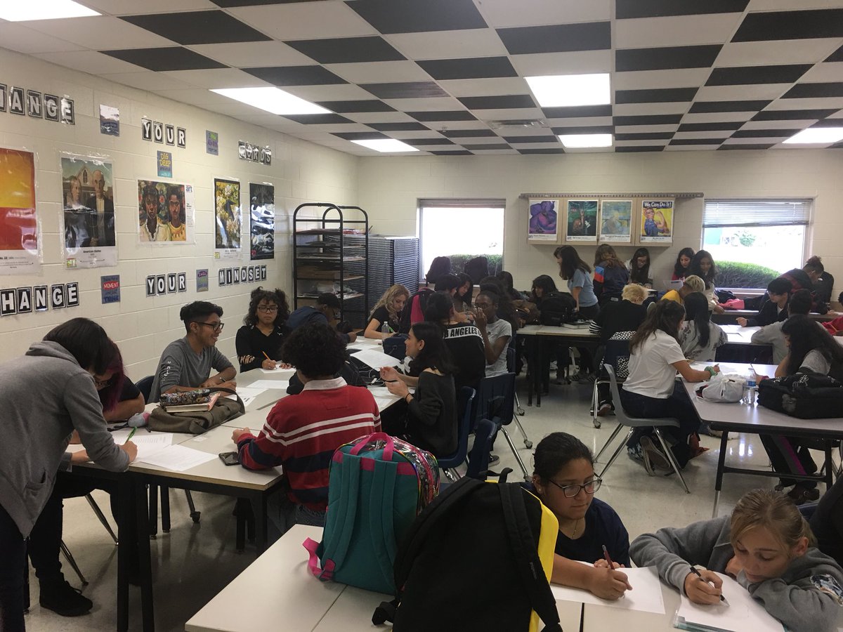 bhs_nahs's tweet photo. Good morning artists!!  We had an amazing first meeting last week and this is just a reminder that we have a meeting today after school in Mrs.Rios room I-121 from 2:55 to 4:30pm #NAHS @BHS_Broncos https://t.co/Bd7DVKZIP8