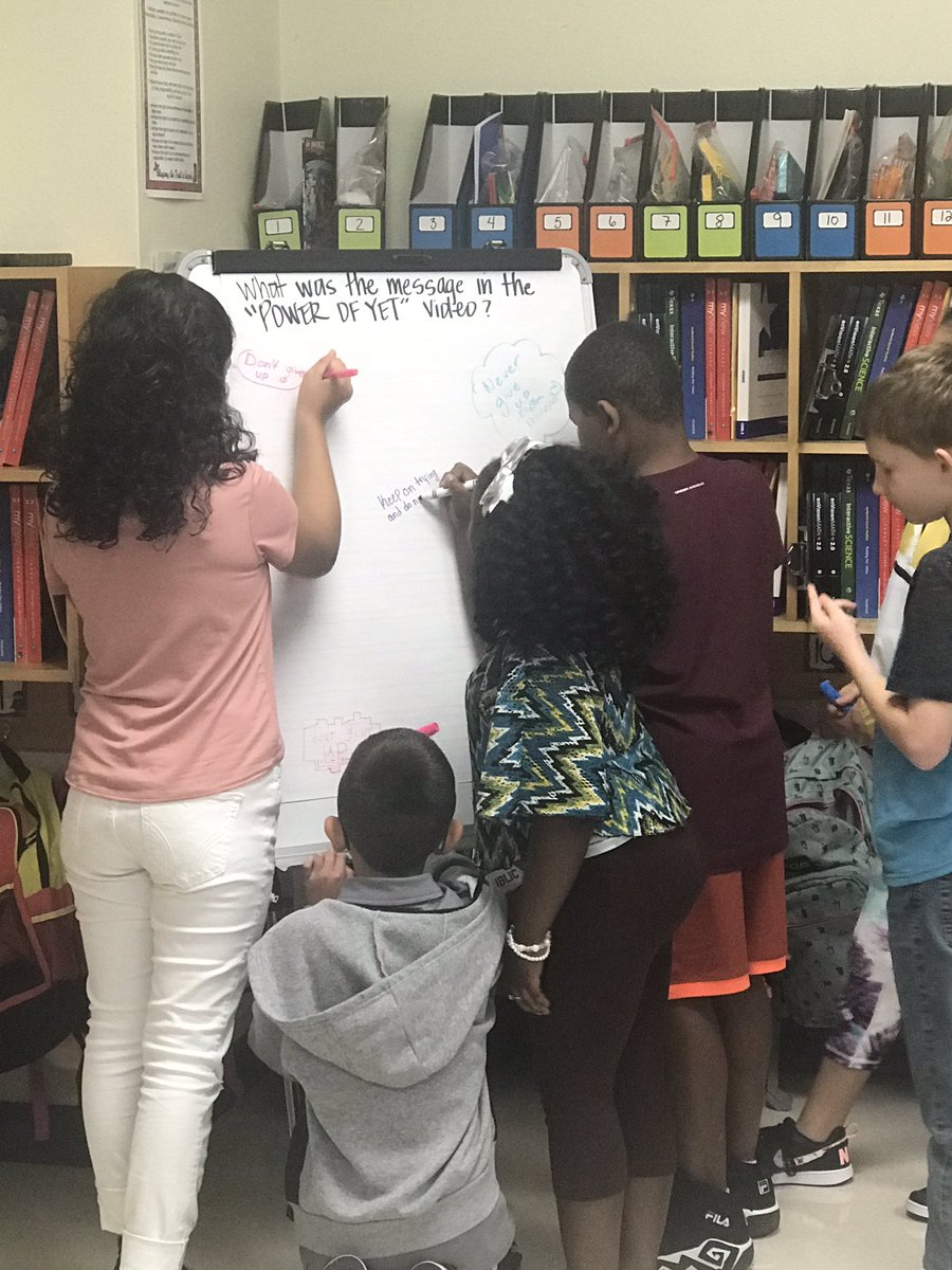 TraciContreras_'s tweet photo. We’ve watched some videos on Growth Mindset, Power of Yet, and Kid President this week! Ss took time to talk & respond on the videos today! @DaniellaSchroe5 #CollabIsFab #TrendingAtOtt https://t.co/n0DGnhZviY