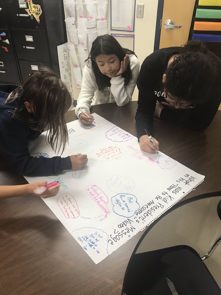 TraciContreras_'s tweet photo. We’ve watched some videos on Growth Mindset, Power of Yet, and Kid President this week! Ss took time to talk & respond on the videos today! @DaniellaSchroe5 #CollabIsFab #TrendingAtOtt https://t.co/n0DGnhZviY