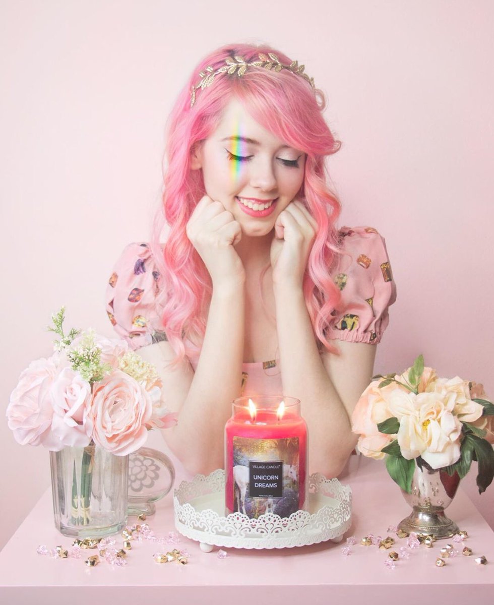 Socialtyze's tweet photo. The scent of Unicorn Dreams inspiring mythical moods. 🦄🕯 Whimsy wishes being cast from our #VCFantasy campaign w/ @VillageCandle #client #candles #mood https://t.co/ypZsbO0AB4