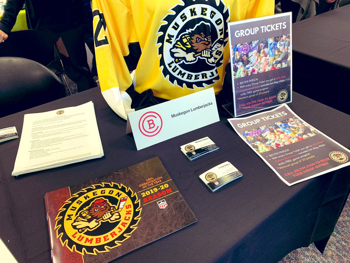 MuskegonJacks's tweet photo. If youβre a student at @bakercollege, stop by our table to enter to win two πs for a game this season! Weβre here at #BakerBash talking all things Jacks! ππΆ https://t.co/9pKeUgKDSR