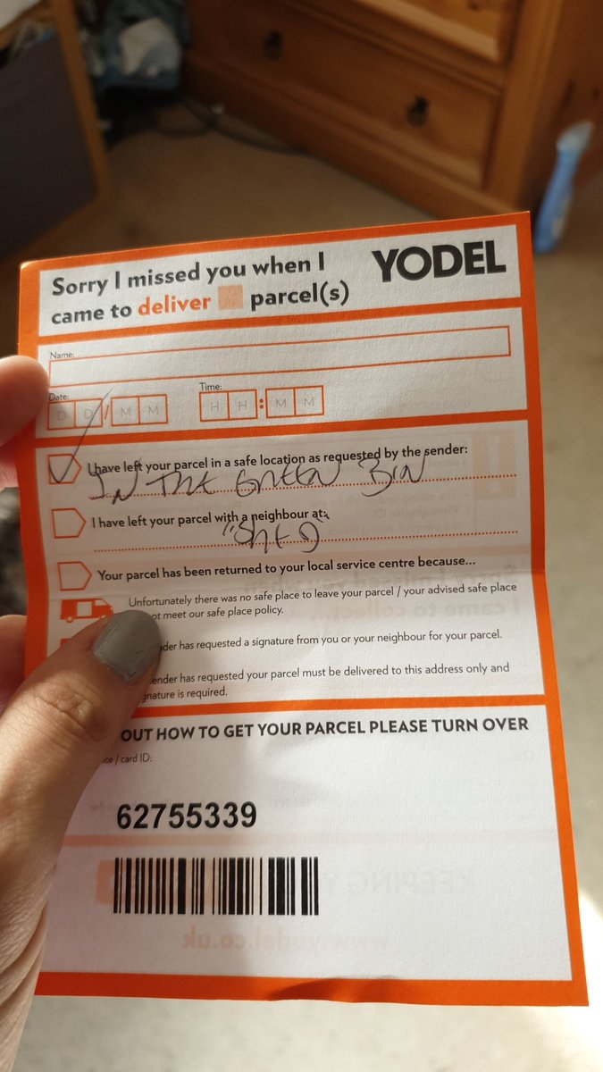 ELEaston1's tweet photo. Hey @YodelOnline, just for your information, the green bin in my area is the general rubbish bin. It had rubbish in it, and it's been a very hot day. I'm sure you can imagine what my parcel smells like. Please can you speak to your drivers about leaving parcels in BINS please? https://t.co/boRGutKC6W