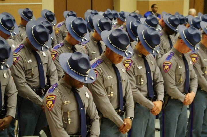 MSHwyPatrol's tweet image. “It is with saddened hearts as we mourn the transition of one of our brothers in arms, Deputy Jeremy Voyles. May God's comfort and grace be with the family and department during this time of bereavement.” - Colonel Chris Gillard