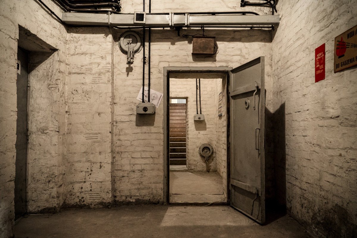 DARPA's tweet image. Attention, city dwellers! We&apos;re interested in identifying university-owned or commercially managed underground urban tunnels &amp;amp; facilities able to host research &amp;amp; experimentation. go.usa.gov/xVWCn

It&apos;s short notice... We&apos;re asking for responses by Aug. 30 at 5:00 PM ET.