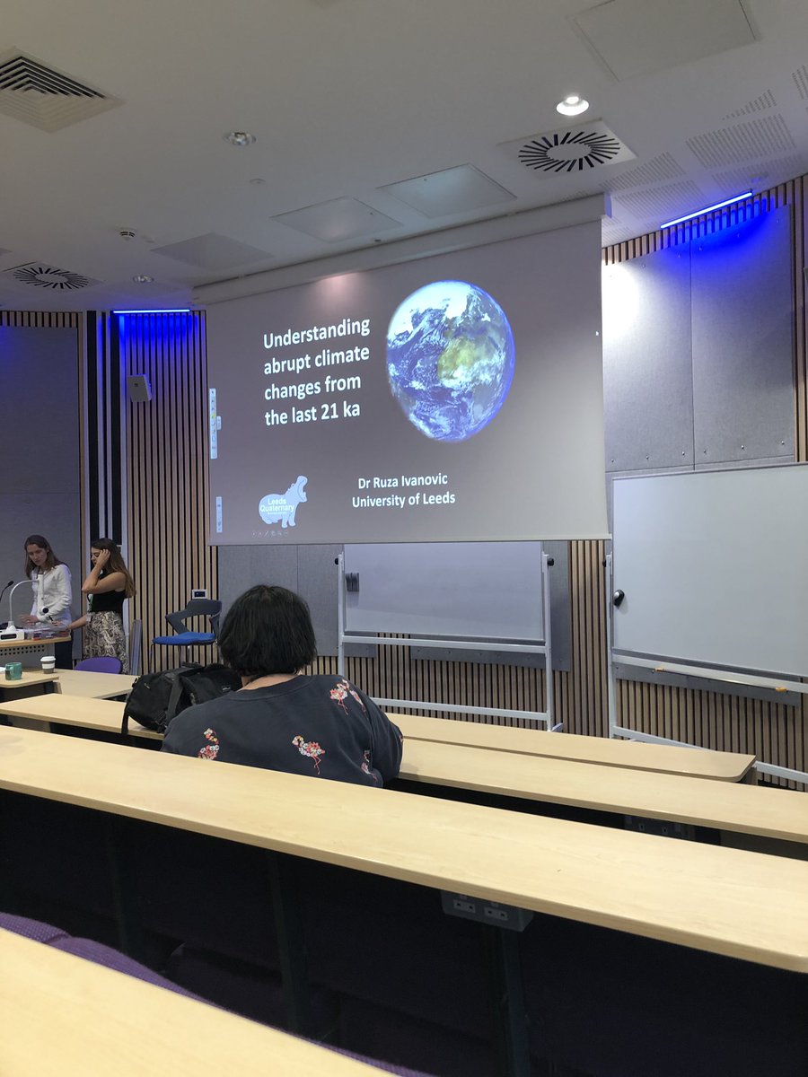 QuaternaryRA_UK's tweet photo. To wrap up the first day of #QRAPG19 we have @DrRuza from @UniversityLeeds talking about abrupt changes in climate from the last 21ka! A captive audience awaits! https://t.co/Zbf7yDUhSp