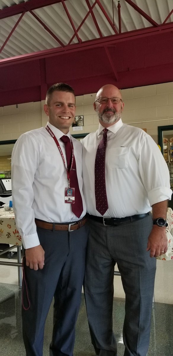 thgaz's tweet photo. Ludlow High School's new assistant principal @lhsmitch  rocking the look today!! https://t.co/5VjbNcAxho