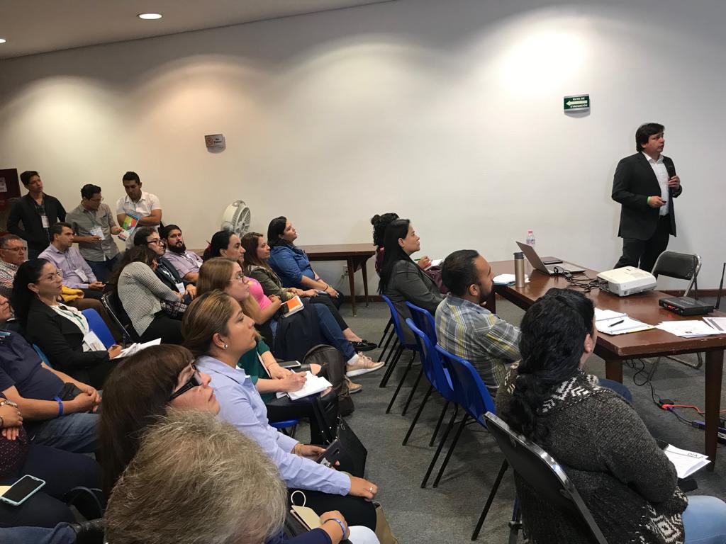 VYACONSULTING_'s tweet photo. Ayer cerramos nuestra participación en el #CongresoPrevencionar  de la mano de nuestro director Roberto Vergara y autor del Modelo de reducción de accidentes #safeBehavioralDNA . Estamos muy agradecidos con todos por su atención y con la organización por esta grata experiencia. https://t.co/WQCEzPVUzb