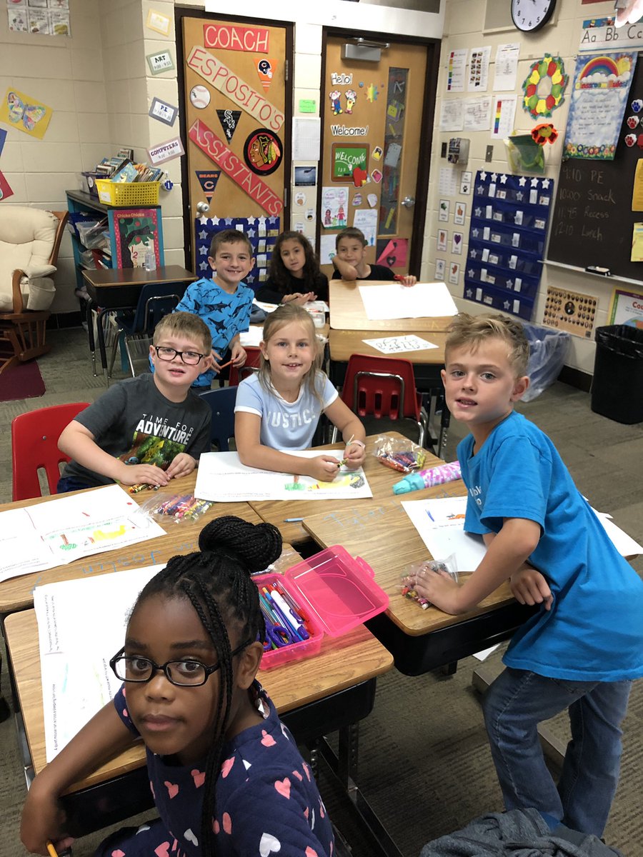 d61resposito's tweet photo. We are working hard sequencing a story we read and drawing illustrations to go with it! #d61learns #2ndgradersworkinghard https://t.co/MJCasLUBXQ