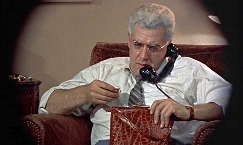 CommonMadmen's tweet image. Shots in Common: Ⓟⓔⓔⓟⓗⓞⓛⓔⓢ

Recognize these movies? Get all four to win! No cheating!

#QuickPuzzle #FilmTwitter #FilmTrivia #Hint24Hours