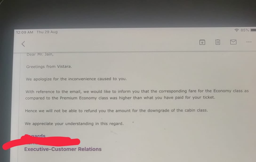 utkarshjain1's tweet image. @airvistara I was downgraded from premium economy to economy and was promised a refund of excess fare.Now when I ask for refund your customer support has refused the refund saying premium economy is a lower fare than economy #Vistarasucks #BeingCheated