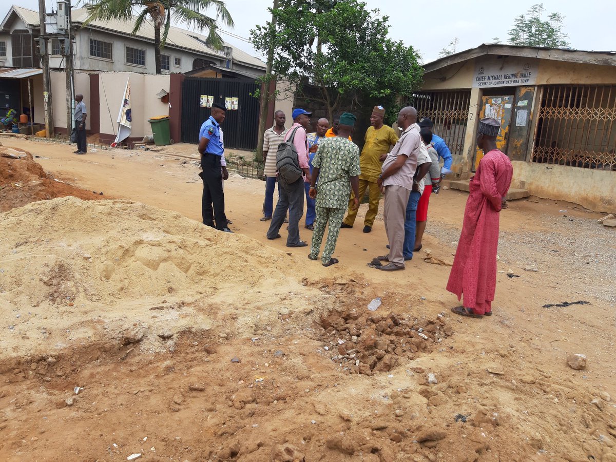 HIDtijani's tweet photo. We at Olubiyi Fayitan street to ensure our people enjoys a suitable drainage system and accessible road. Work will commence soonest https://t.co/wraiBP5w9a