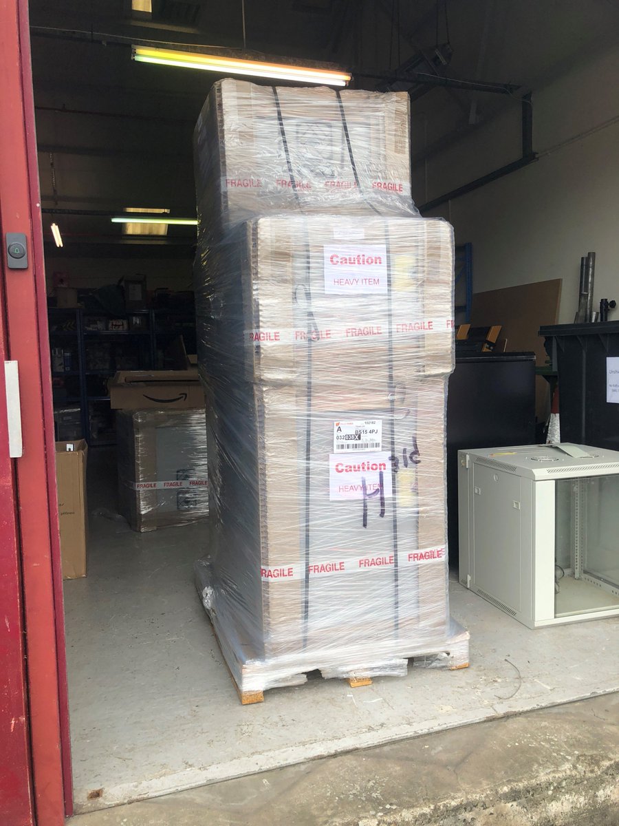 TVNET_ltd's tweet photo. Two big pallet deliveries today! 

60 boxes of Cat5e cable from @ExcelNetworking, this should keep us going for a while.

5 Acoustic Cabs from @connectixcs all ready for jobs next week.

#TVNet #Datacabling https://t.co/sfZAdruvSc