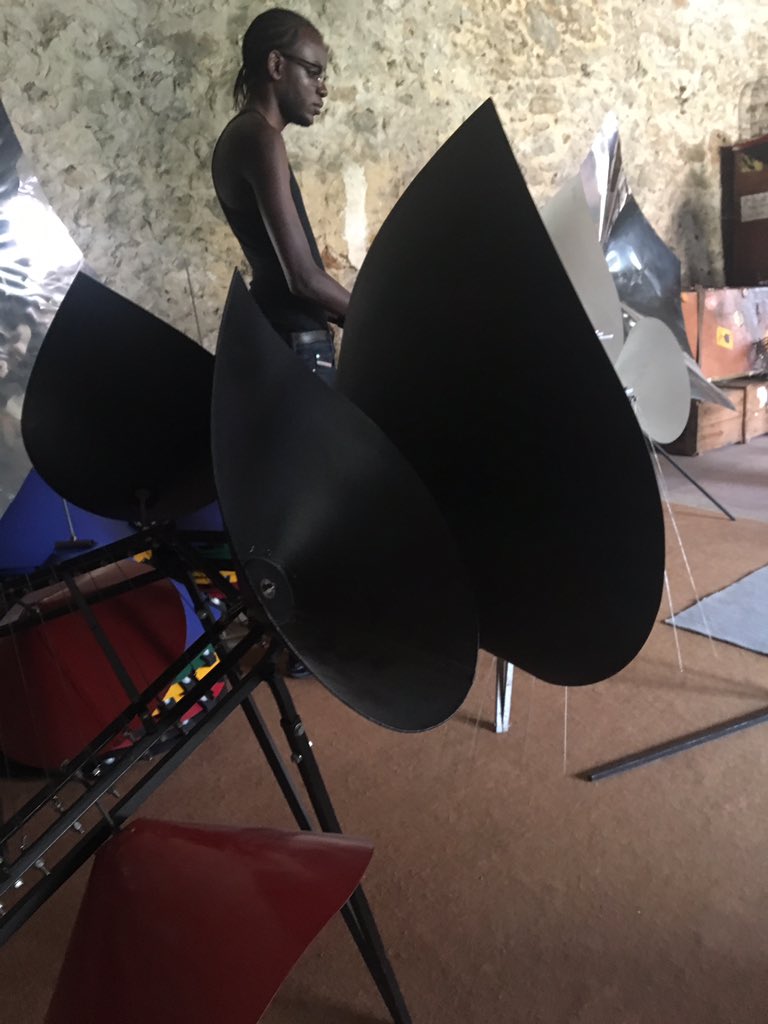 turbulences75's tweet image. #Turbulent.e.s en interactions directes à #SaintMichelSurOrge avec @SSB_org Les Structures Sonores  #Baschet. Constructivisme sensoriel, bâtis de sons, œuvre immédiate de la perception... Please Touch Sculptures !