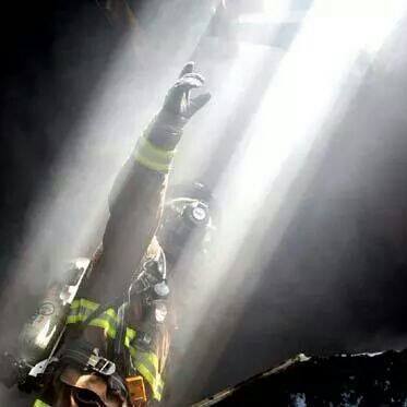 NeverForgetPAC's tweet photo. ICYMI: We are raising money to make sure our politicians #NeverForget #September11.
Please donate to remember #FDNY343.
#911VCF
https://t.co/G536eLcO2g https://t.co/VsvzLmj3Pr