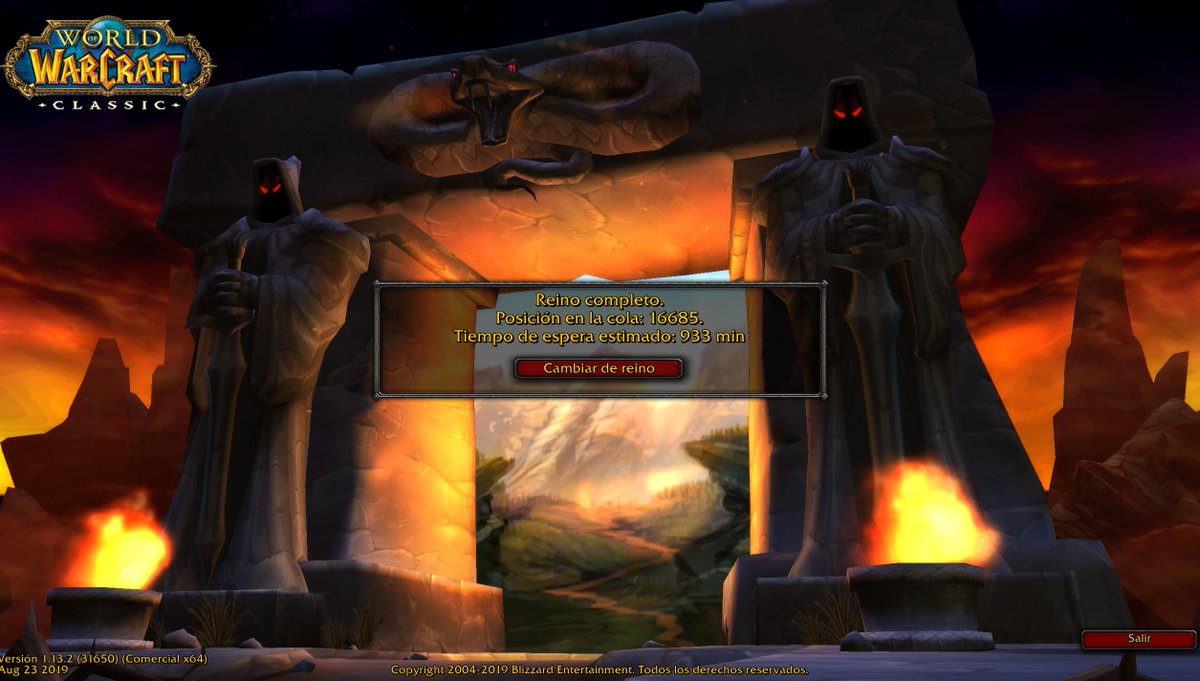 360_Hardware's tweet photo. Hemos llegado a las 15 horas de cola para entrar en wow classic. Como la gente no quería esperar 4 horas de cola, todo el mundo se ha instalado scrips anti-afk para no deslogearse nunca, el resultado es este... https://t.co/jjbC835WZW