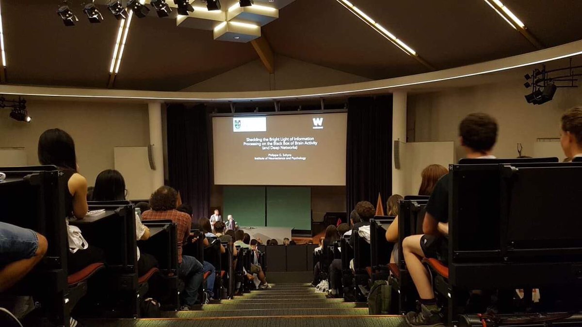 Congratulations to one of our PIs, @SchynsPhilippe who is giving a Rank Prize Lecture in front of a full auditorium at #ECVP2019 in Leuven. Well done!