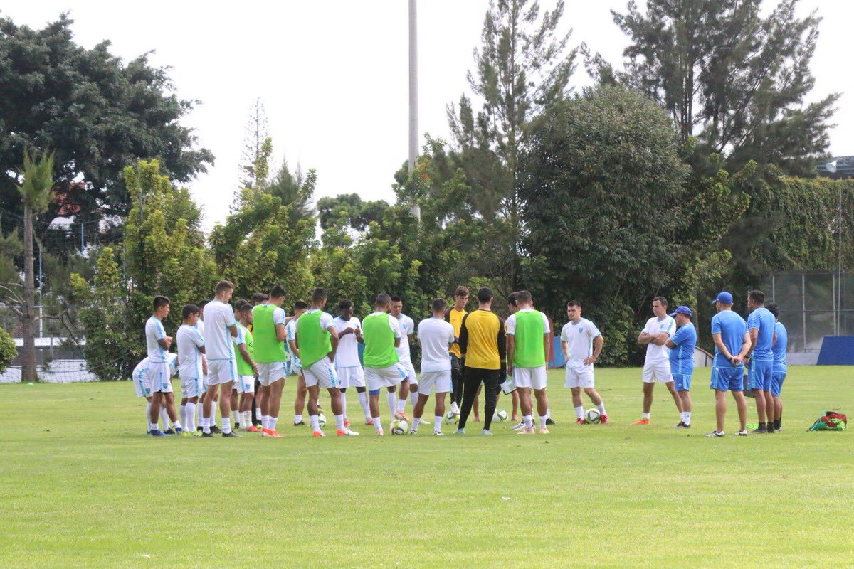 La Selección de Guatemala cierra este miércoles el microciclo de trabajo en el Proyecto Gol. El próximo jueves 5 de septiembre debuta en la Liga de Naciones C contra Anguila.

Vía <a href="/Miltonmelendezu/">Milton Meléndez Urízar 🇬🇹</a>