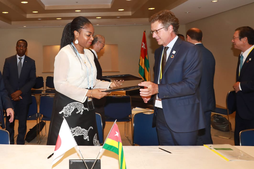 SEM Faure Essozimna Gnassingbé <a href="/FEGnassingbe/">Faure Essozimna GNASSINGBÉ</a> a également reçu en audience le Président et CEO de 
Toyota Tsusho Corp.

Un protocole d'entente a été établi avec le gouvernement du Togo <a href="/GouvTg/">Gouvernement Togolais/Togolese Government</a> pour appuyer la dématérialisation de l'administration et la promotion d'énergies propres