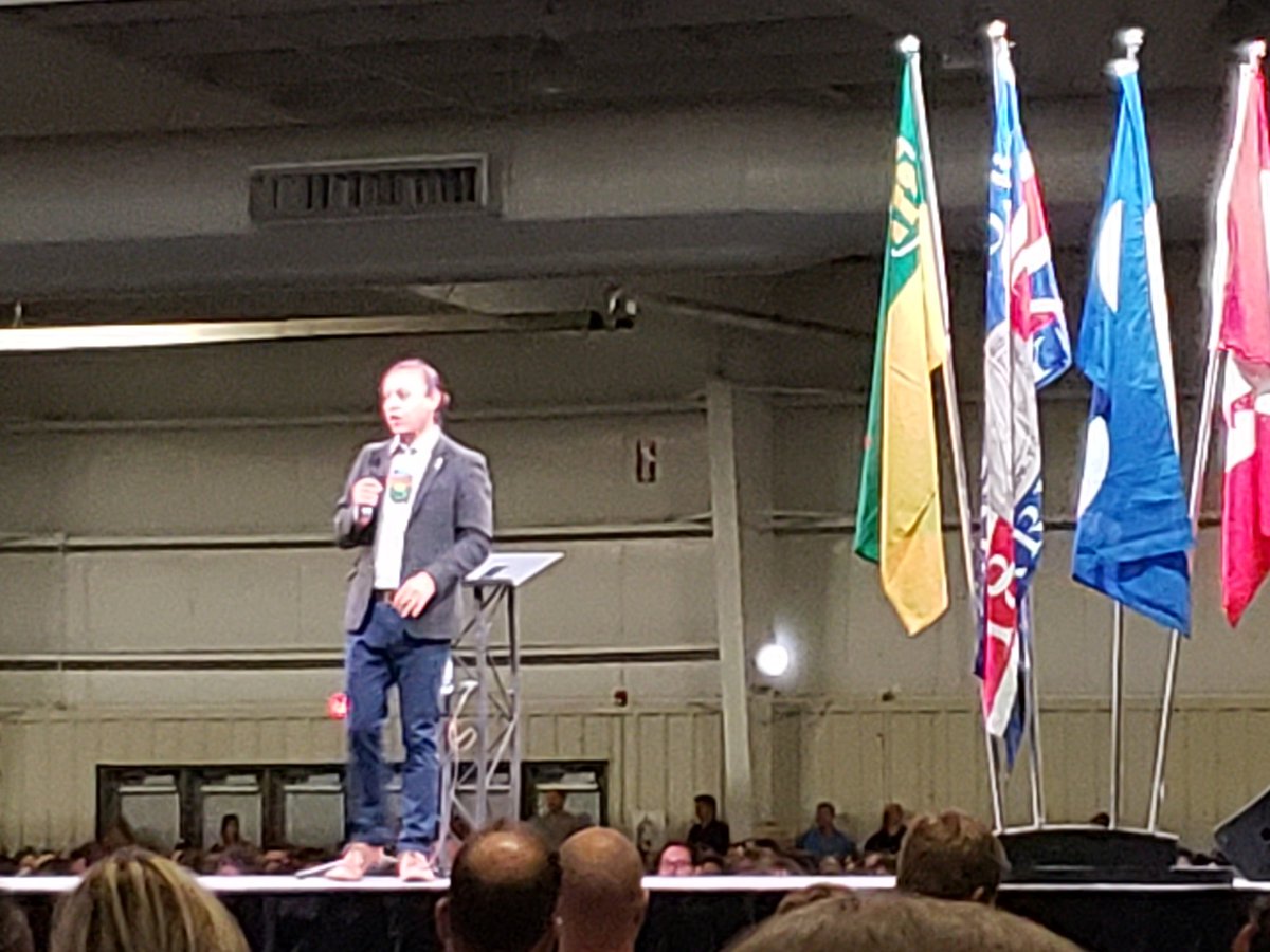 davidncrowell's tweet photo. Storyteller, linguist, comedian... hope bearer.  This is the quietest #sta2019 crowd I have ever witnessed.  We are collectively spellbound.   Chi Meegwetch @MaxFineDay for your words this morning. https://t.co/OxSb1JWJbI